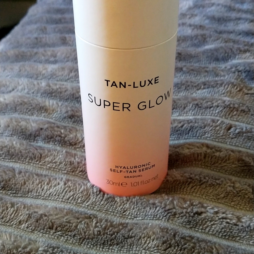 Super glow self tanner